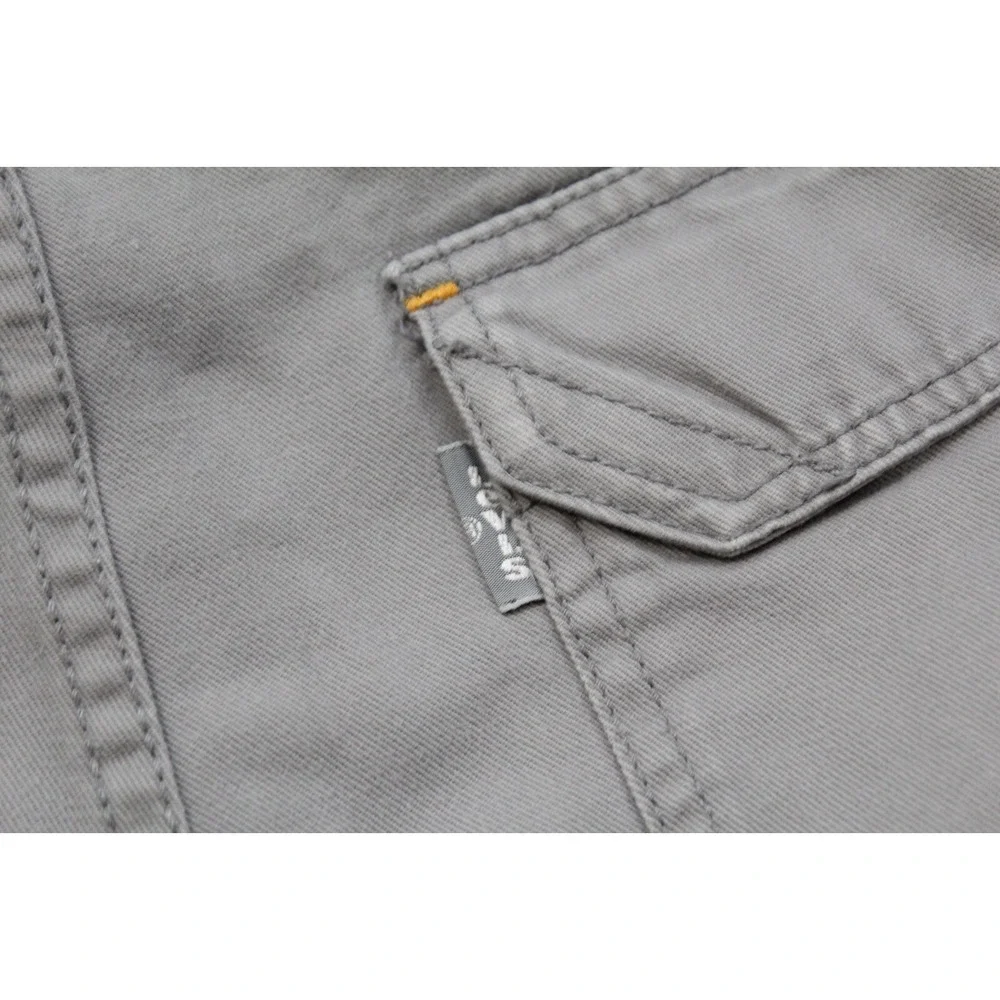 Levis waist 19